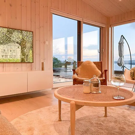 Elegance And Stunning View By Stavanger * Fister